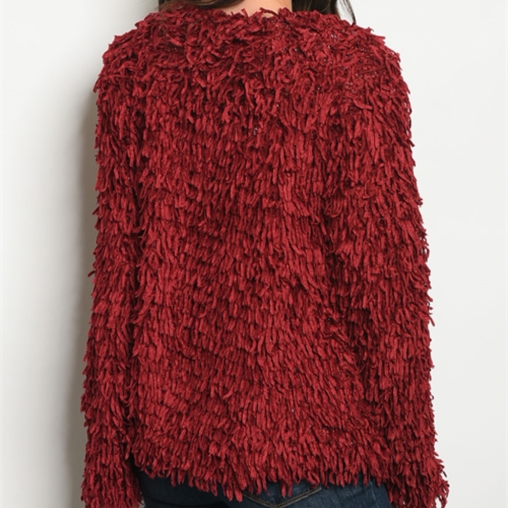 HOOK CLOSURES SHAGGY WINE RED CARDIGAN SWEATER - Picture 2 of 2